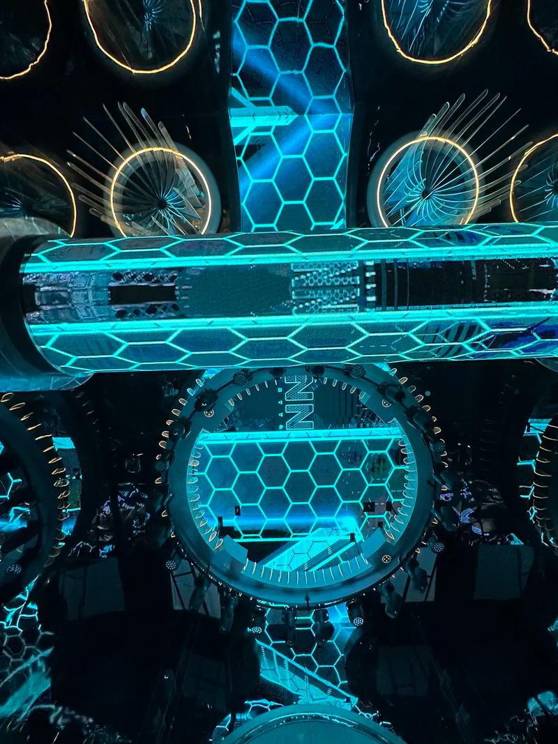 2025年后KTV趋势,科技如何重塑娱乐体验?